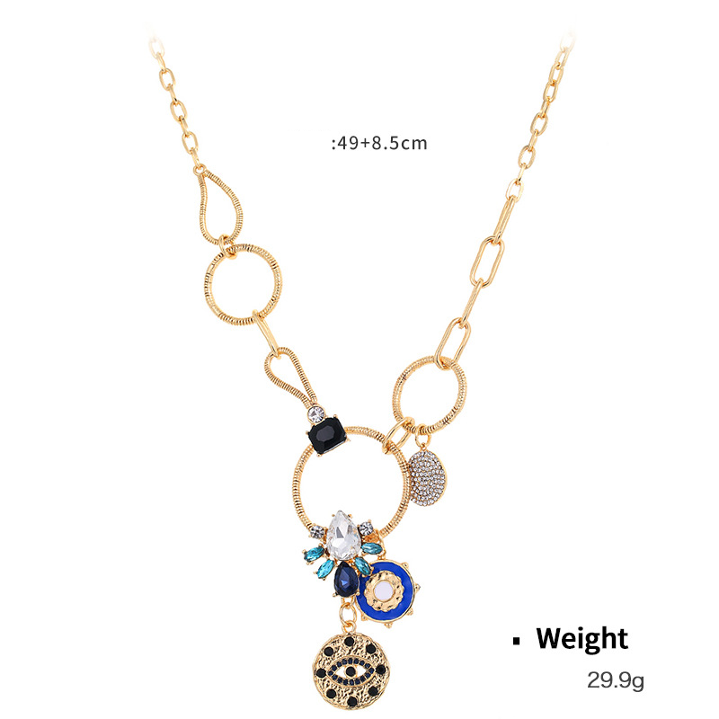 Collana bavaglino con ciondolo piccolo in rilievo con moneta mistica da donna, collana alla moda_voghion.com