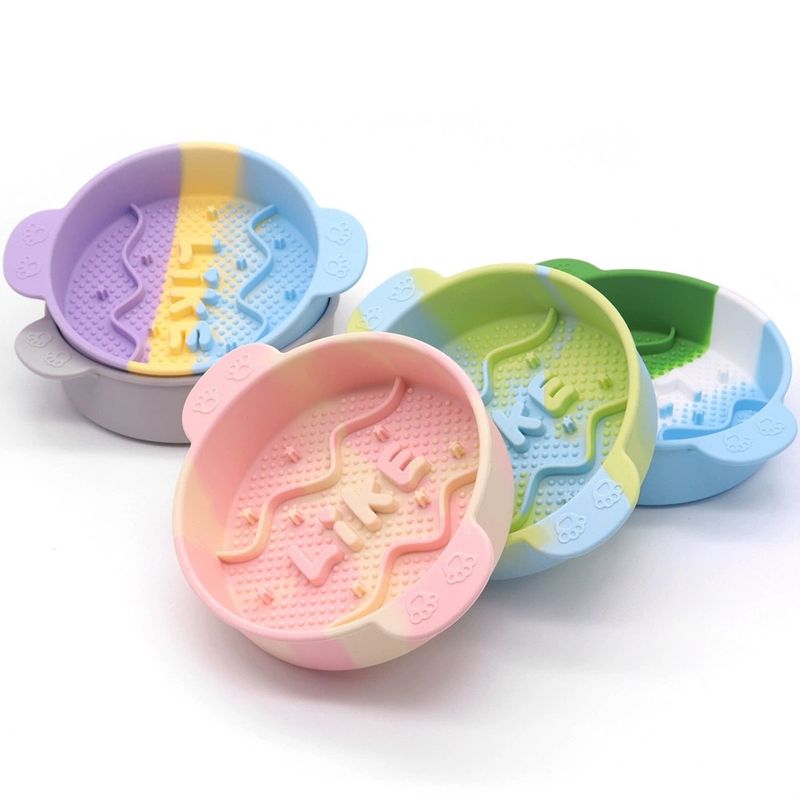 Pet Slow Food Bowl Silicone Dog Basin_voghion.com