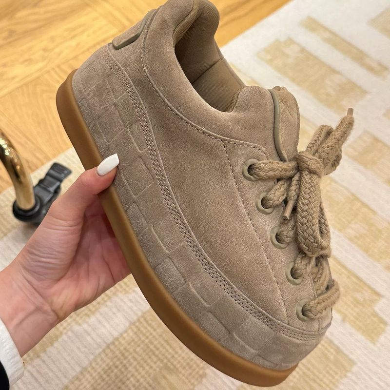 Jackson Wang Gleichen Stil Jigglypuff Echtes Leder Loafer Für Frauen 2025 Herbst Neue Casual Sport Dicken Sohlen_voghion.com