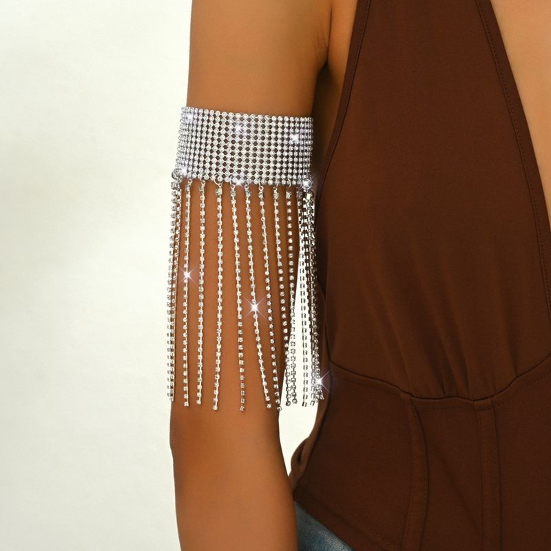 Anello da braccio con strass lucenti, moda sexy e di lusso, intarsiato con diamanti pieni, catena con nappa brillante, accessori per feste_voghion.com
