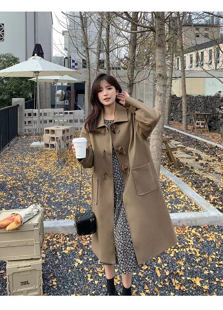 Women's woolen coat with horn buckle, autumn and winter 2023 New woolen coat, small mid-length Hepburn trendy_voghion.com