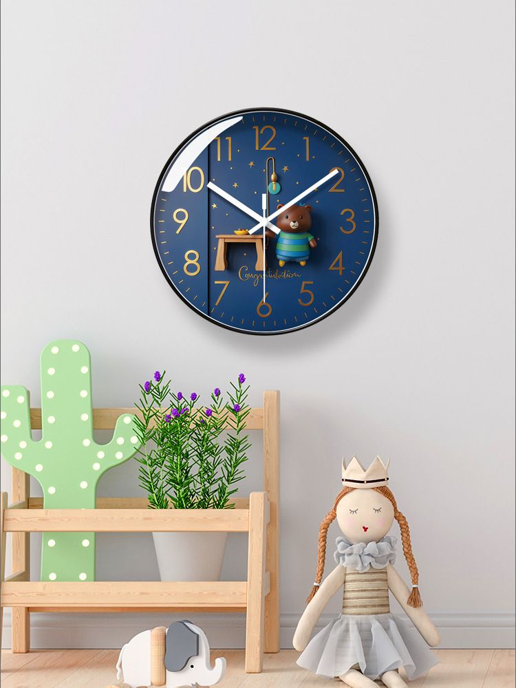 Yipula 7168 Wanduhr für Wohnzimmer und Schlafzimmer, kreative Cartoon-Modern-einfache stille Quarzuhr mit Scanning Seco_voghion.com