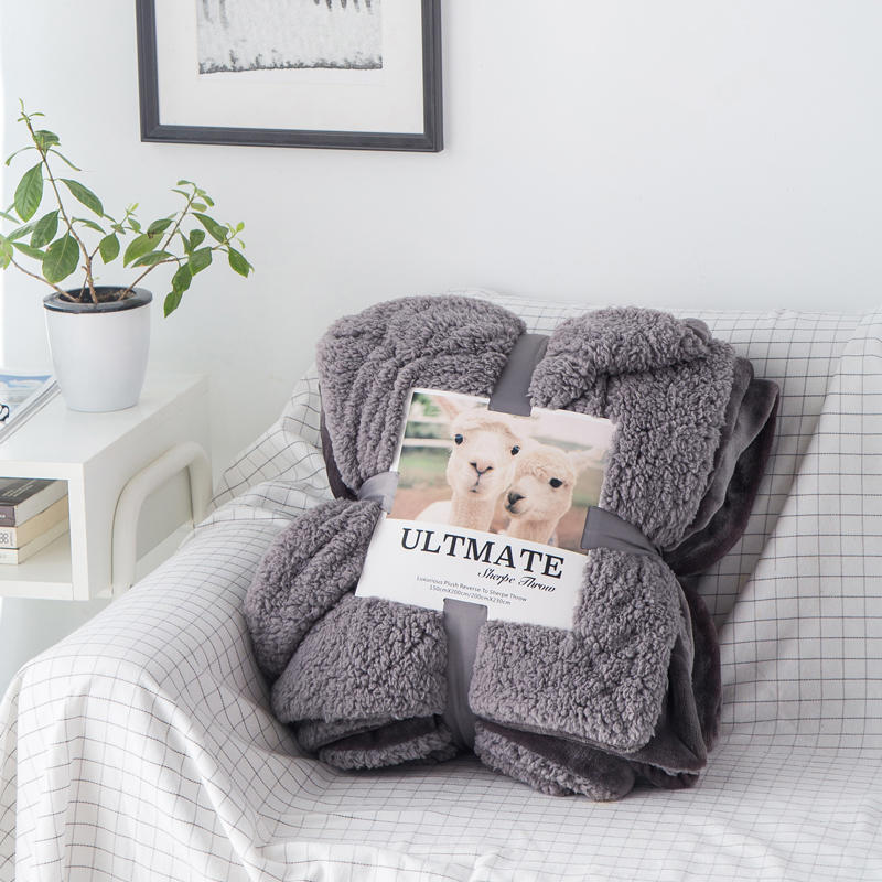 European and American trendy brand ins lamb plush blanket, crystal plush cover blanket, double layer blanket, coral plush four season blanket_voghion.com