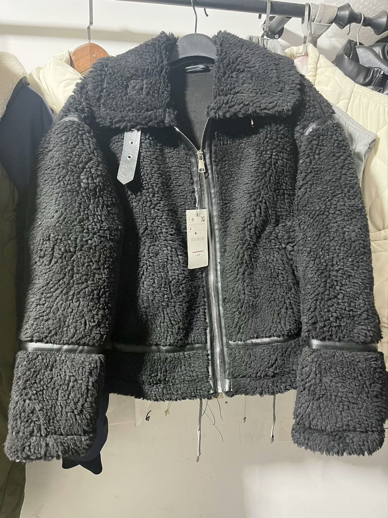 Damenbekleidung Mode Lockerer, farblich passender Mantel aus Lammwolle_voghion.com