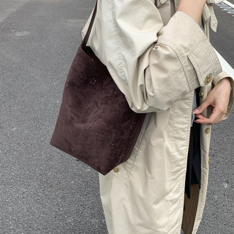 Borsa a secchiello in pelle scamosciata di grande capacità, stile coreano, elegante, da donna, nuova, 2025, con tracolla singola_voghion.com
