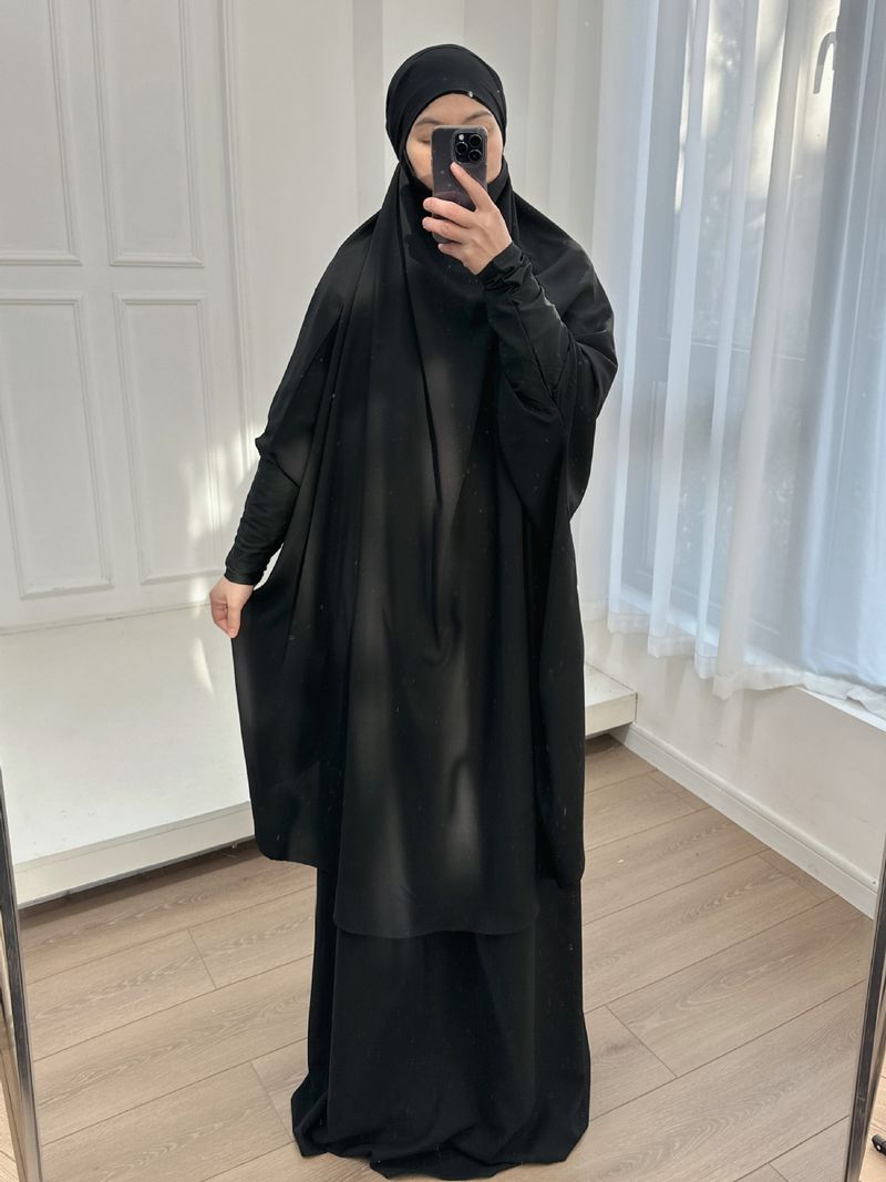 2025Loriya Large Hem Solid Color Top + Skirt Two-Piece Set LR423_voghion.com