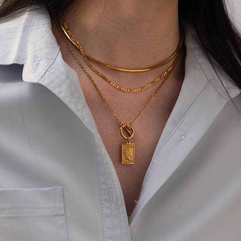 Collier avec pendentif carré et rond en laiton plaqué or, style rétro, exquis, pour femme, collier avec tête humaine, tendance et polyvalente_voghion.com