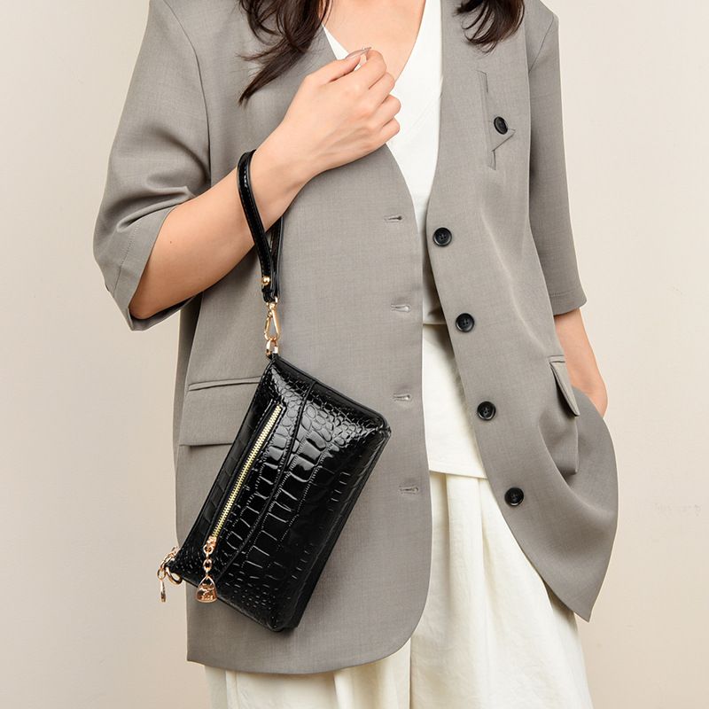 Borsa a tracolla piccola quadrata, versatile, casual e alla moda, modello 2025, da donna, modello molto venduto_voghion.com