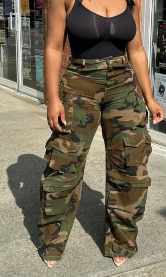 Streetwear Camo Cargo Pants – Distressed & Washed Denim mit mehreren Taschen (S/M/L/XL/XXL, Militärgrün/Urban Camo)_voghion.com