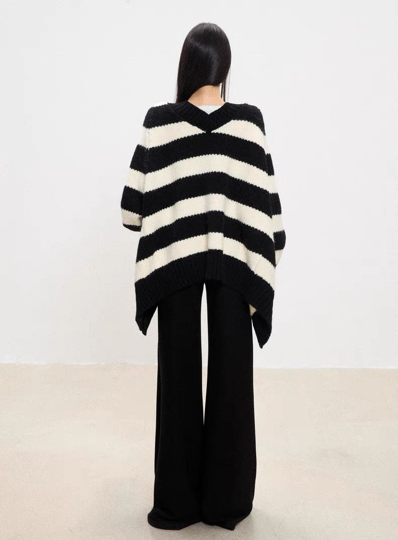 ragazza WITHM Maglione Autunno Inverno 2025 Nuovo Cardigan a Righe Versatile Casual Snellente Largo Cappotto Donna Top_voghion.com