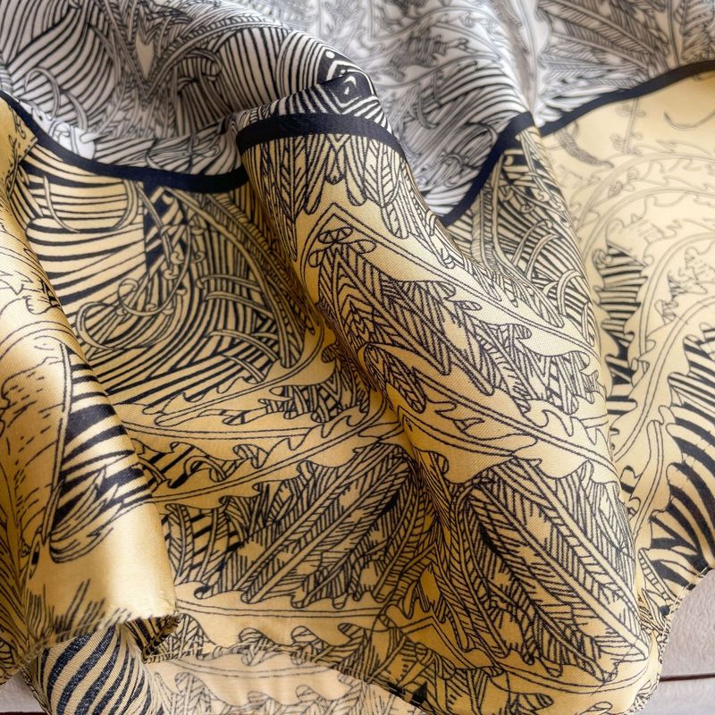 Sciarpa in twill di seta da donna quadrata 90 di nuovo prodotto autunno 2023_voghion.com