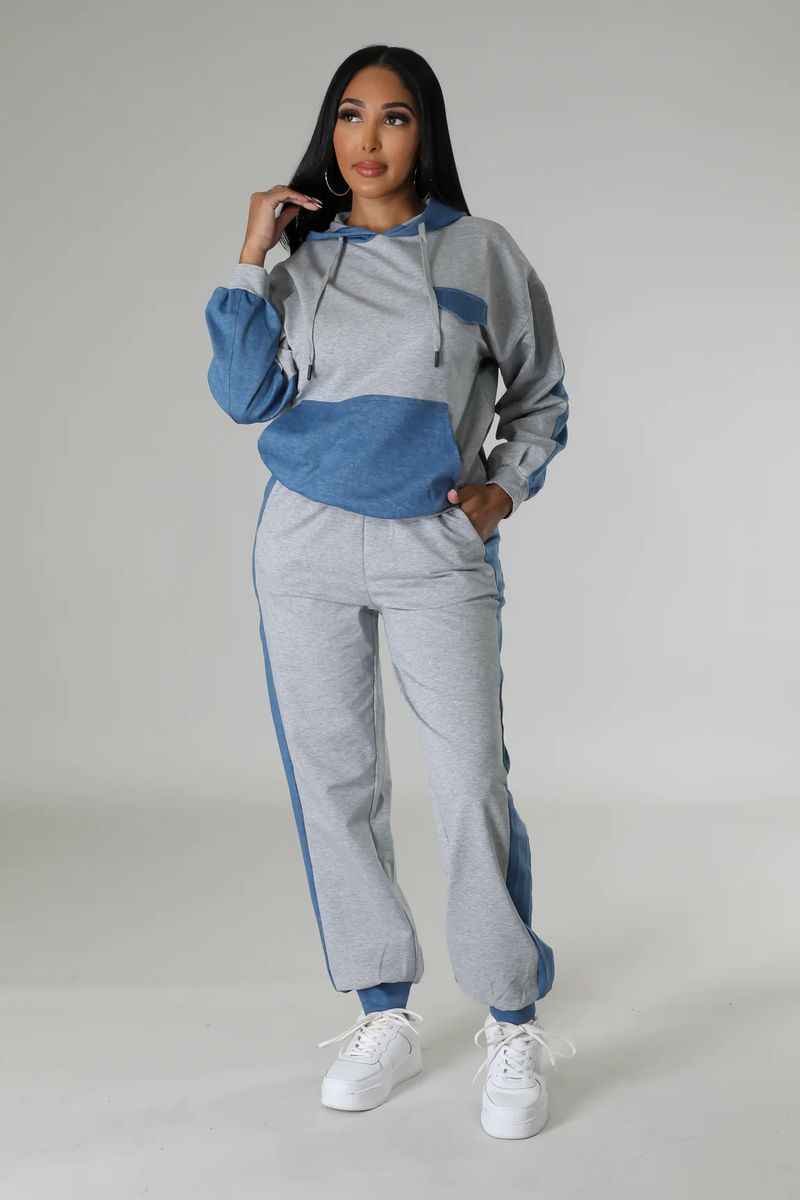 Abbigliamento da donna, moda casual, felpa abbinata a due pezzi_voghion.com