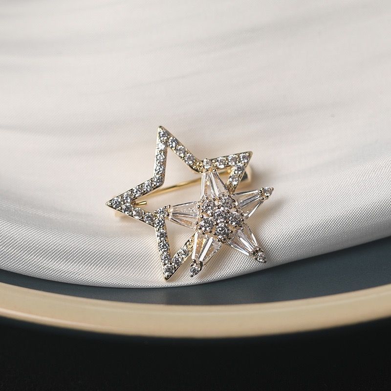 Double-layer Five-pointed Star Brooch, Personalized Simple Corsage, Suit Accessories, Clothes Neckline, Anti-light Pin, Versatile Badge_voghion.com