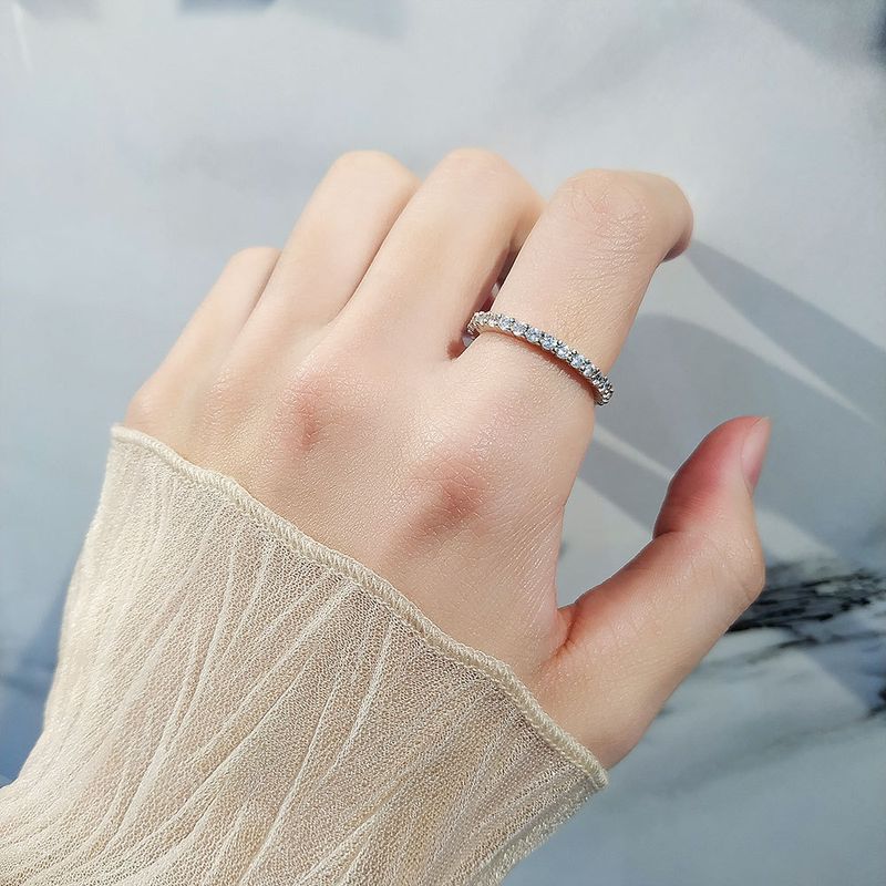 Fashionable And Stylish Women's Platinum-Plated Simple Versatile Stackable Full Circle Moissanite Sinle Row Diamond_voghion.com