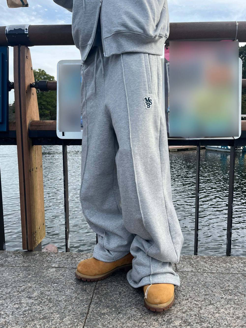 Pantalon décontracté brodé pour homme - Pantalon de jogging ample à jambe droite avec revers tombants pour un style streetwear et un confort quotidien_voghion.com