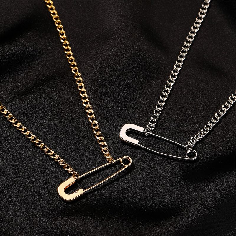Creative Safety Pin Necklace Niche Design Simple Paperclip Clavicle Chain Minimalist Style Personality Pendant Couple_voghion.com