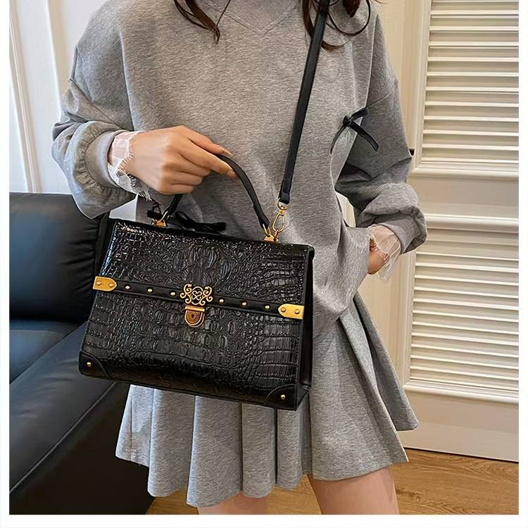 Designer Handbag - 2025 New Model High-end Crocodile-pattern Messenger Bag For Ladies, Crossbody Bag, Shoulder Bag_voghion.com