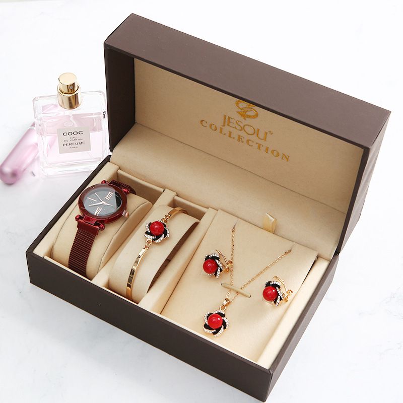 Chinese Valentine's Day Gift Korean Style Ins Wind Watch Bracelet For Girls Simple Fashion Wristwatch Five-Piece Set_voghion.com