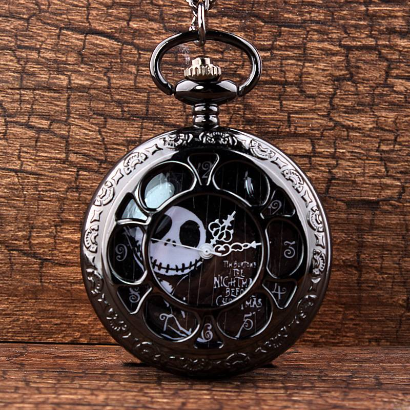 Geskeletteerde zwarte pompoenballendroger Letterlijk zakhorloge met kerstnachtangstthema_voghion.com