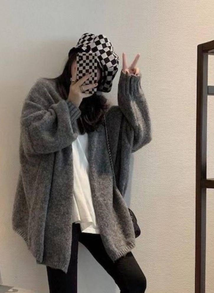 Oversized U-Neck Cardigan – Korean-Inspired Soft Fleece Sweater (2 Neutral Tones, Unisex Relaxed Fit)_voghion.com