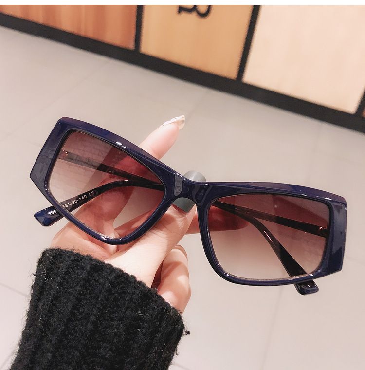 New Arrivals Unique Square Cat Eye Sunglasses For Women New Vintage Black Blue Gradient Sexy Sun Glasses Female Uv400 Elegant Shades_voghion.com