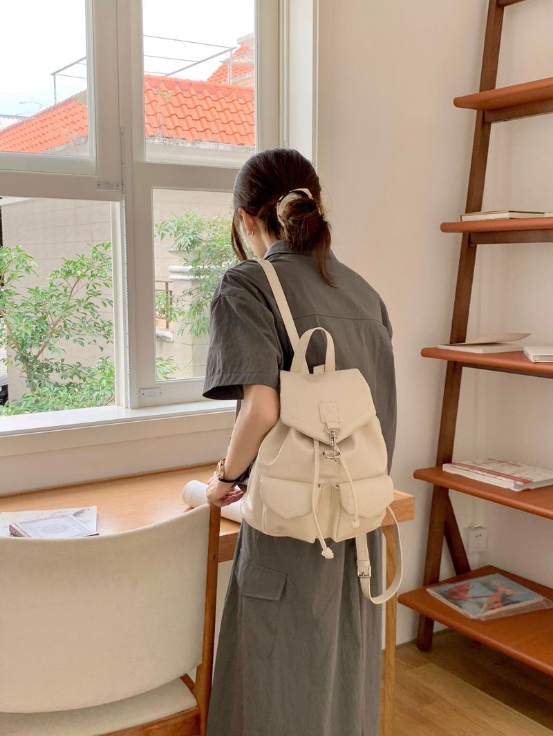 Paprasta universali pavasarinė korėjietiška naujųjų pečių moteriškų krepšių, madingų PU didelės talpos kuprinių, versija_voghion.com