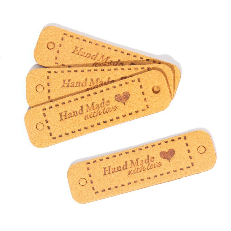 20 PZ Fatti A Mano Con Amore Cuore In Pelle PU Tag Etichette Fori In Rilievo Cucito Vestiti All'uncinetto FAI DA TE Forniture di Abbigliamento Accessori_voghion.com