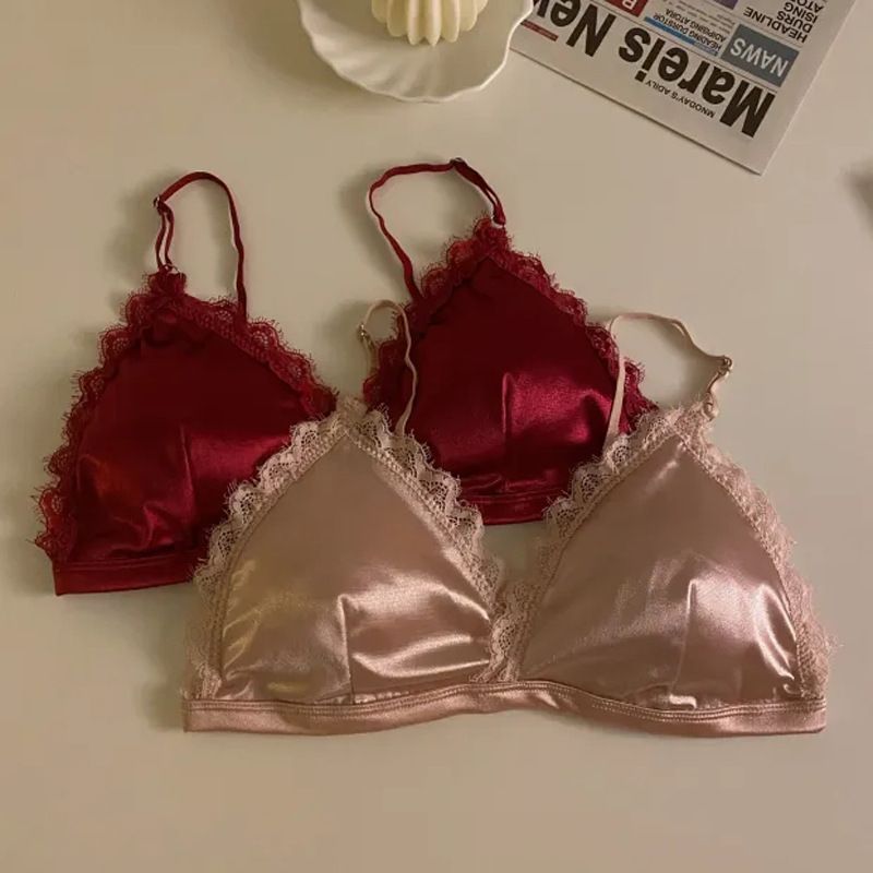 Sieviešu Intimates trīsstūra formas bļodiņu formas mežģīņu apakšveļa Sieviešu skaista muguras siksniņu augšdaļa ar krokām, kas novērš nokarāšanos, bez tērauda gredzena, maza krūšu daļa, plāna aptinuma forma._voghion.com