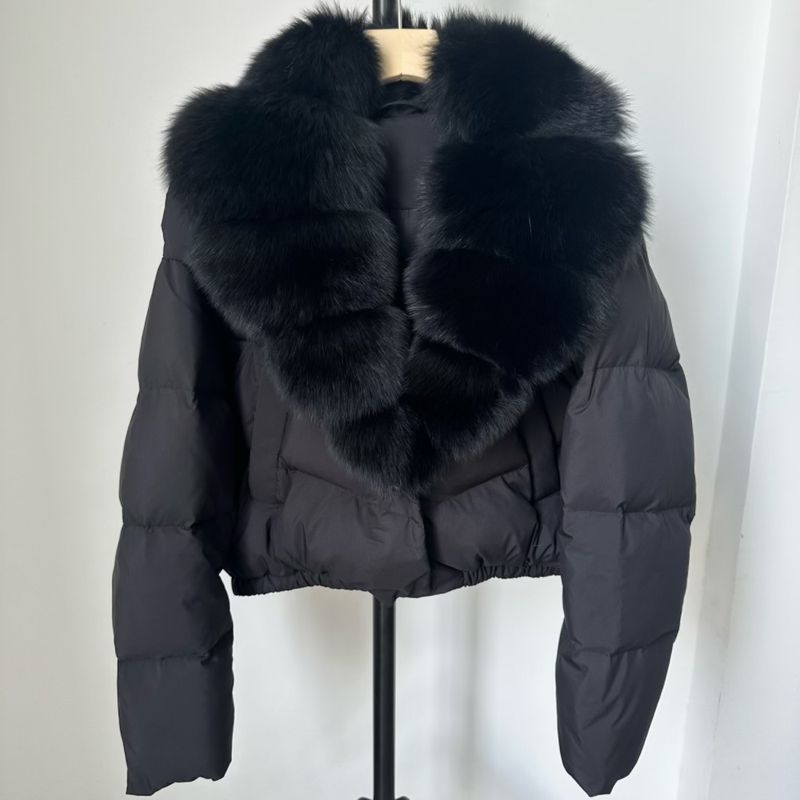 Luxury Winter Short Down Jacket For Women With Detachable Fox Fur Collar, Fashionable & Warm Puffer Coat, Elegant Casual Outerwear_voghion.com