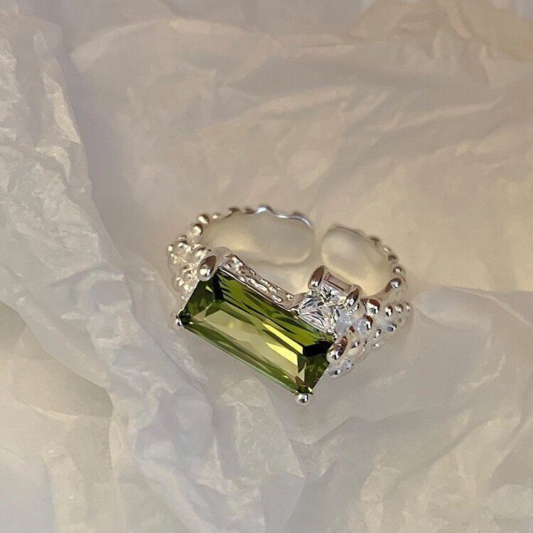 S Pure Silver High-end Emerald Zircon Ins Women's Niche Light Luxury Design Irregular Double Index Finger Ring_voghion.com