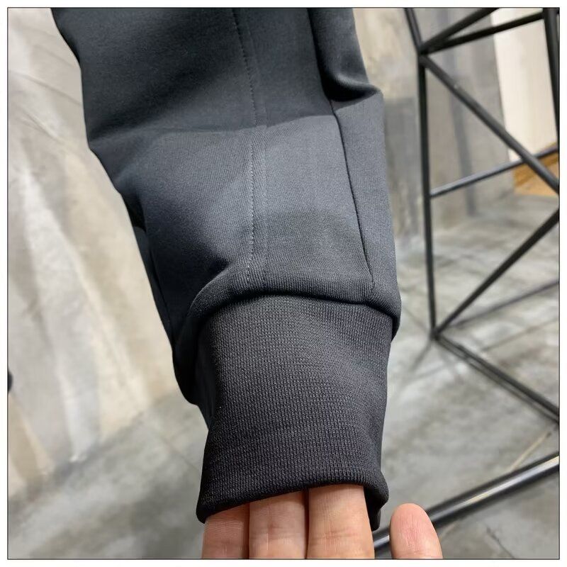 Abbigliamento maschile Autunno e inverno Nuovo lavorato a maglia a coste pantaloni della tuta alla caviglia da uomo alla moda pantaloni casual aderenti neri da uomo_voghion.com