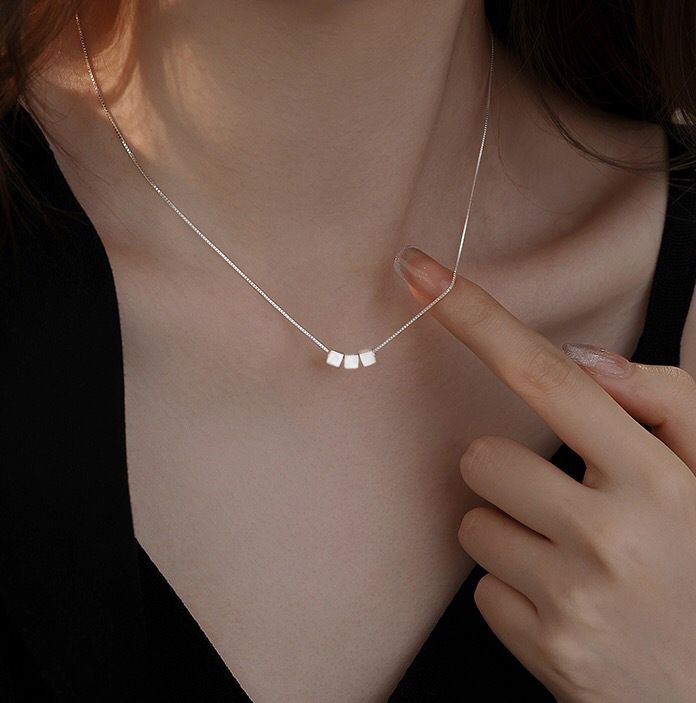S999 puur zilveren kleine suikerklontjesketting voor vrouwen minimalistische koude stijl niche high-end geborsteld geometrisch vierkant_voghion.com