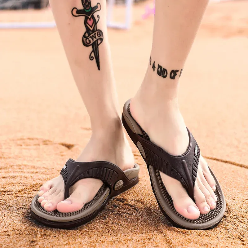 Massage-Flip-Flops für Herren, atmungsaktive Sommer-Strandschuhe, Sandalen für Herren, luxuriöse Flip-Flops, atmungsaktiv, Übergröße, Herren-Hausschuhe, Größe 46_voghion.com