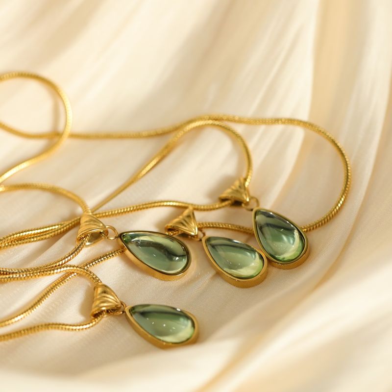Elegant Water Drop Blue Ocean Necklace, French-inspired Snake Bone Choker, Titanium Steel With 18K Gold Plating, Minimalist Layered Pendant Necklace_voghion.com