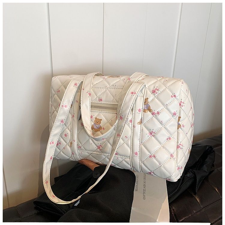 Stylish Oversized Tote Bag – Versatile Underarm Shoulder Bag For Women (White, Spacious Zip-Top, Soft PU Leather, Dual Straps)_voghion.com