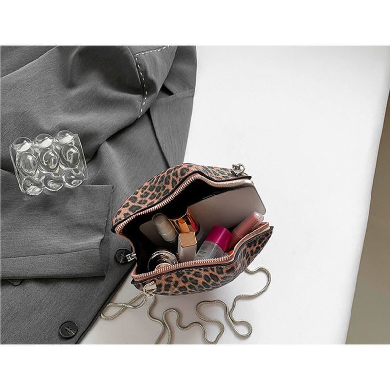 2024 Autumn/Winter Women's Crossbody Halloween Fun Leopard Pattern Pressed Shell Single Shoulder Chain Bag_voghion.com