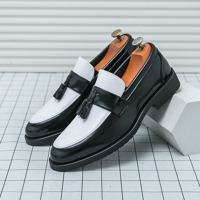 Mocassini slip-on da uomo con rialzo in pelle brogue da uomo, modello Euro Step, modello formale con nappine, modello Business 2025_voghion.com