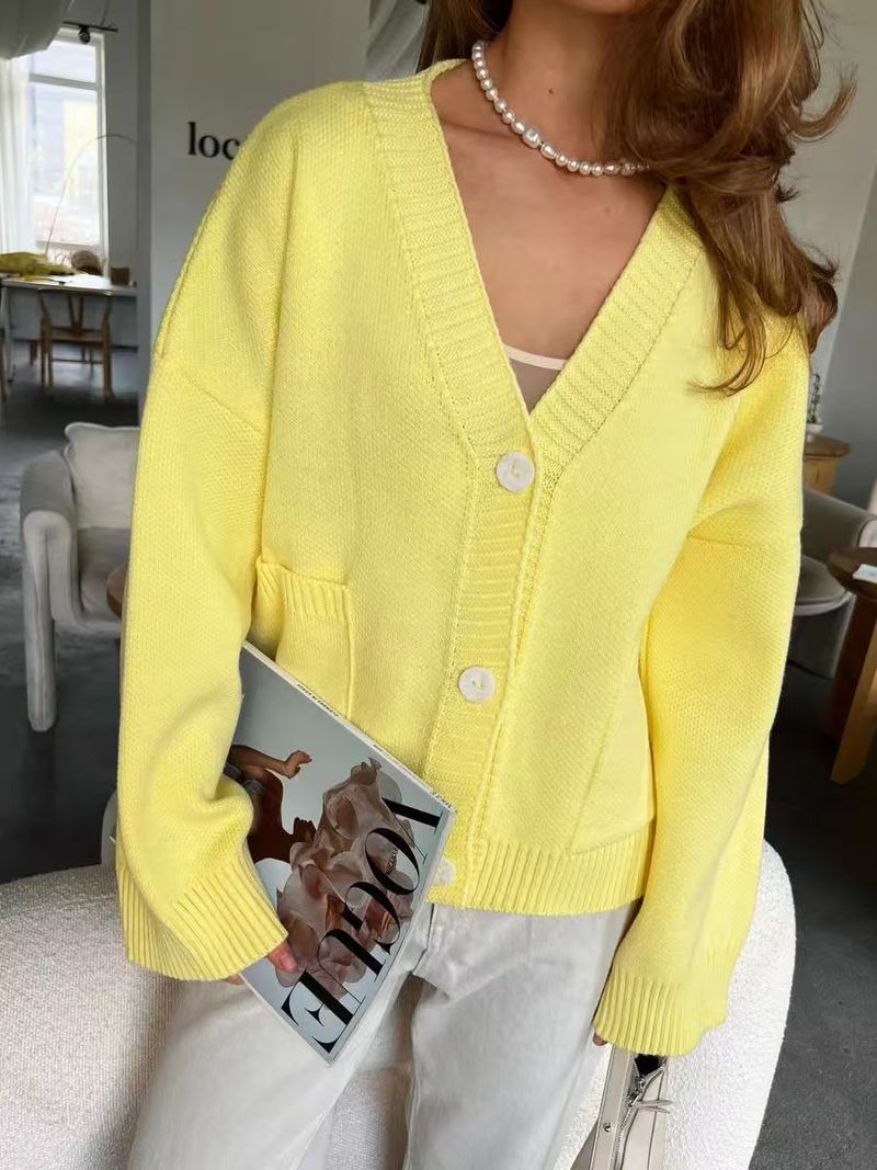 Cardigan en tricot à col en V et poches pour femme - Pull oversize doux et confortable pour l'automne et l'hiver, élégant, coupe ample, décontracté, manches longues, ouvert sur le devant_voghion.com