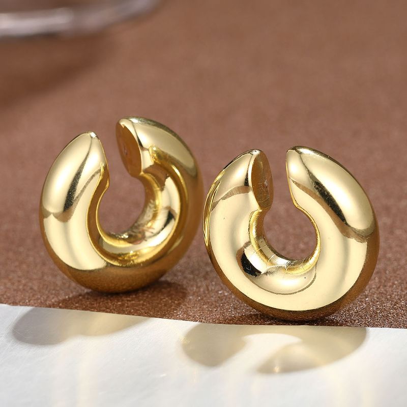 1 paire de manchettes d'oreilles élégantes en alliage de couleur unie avec étoile exagérée_voghion.com