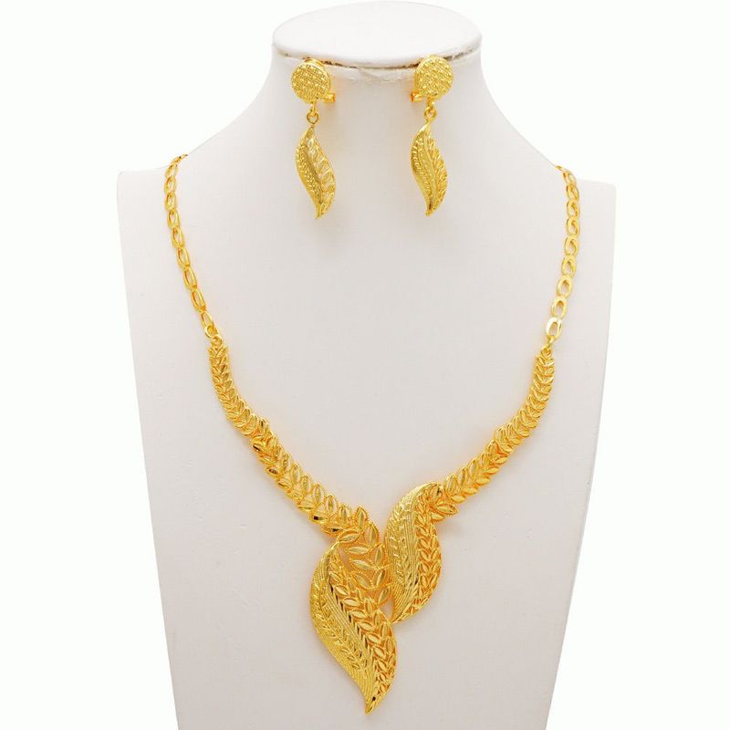 Hochzeit Kupfer Halskette Ohrringe zweiteiliges Set Modetrend Legierung nicht verblassen Schmuck_voghion.com
