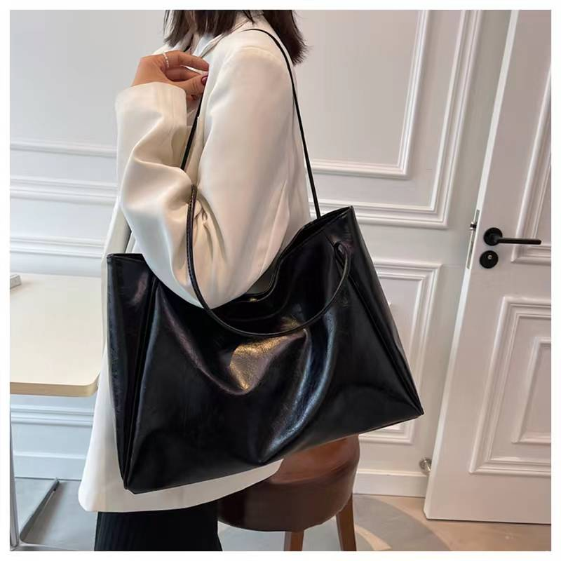 Borsa tote da donna Borsa sottobraccio alla moda Borsa a tracolla in morbida pelle PU di grande capacità Borsa a tracolla retrò Borsa a secchiello portatile casual_voghion.com