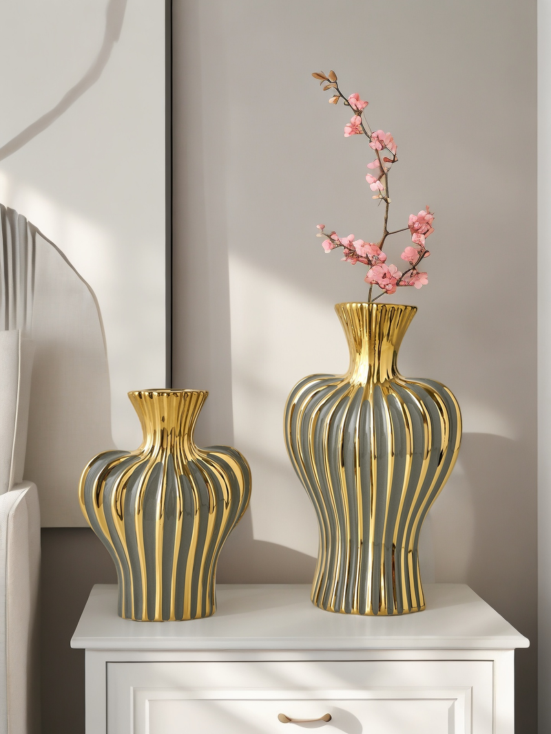 Vase en céramique à rayures de couleur assortie, design haut de gamme, idéal pour les décorations de scène haut de gamme et les fleurs._voghion.com