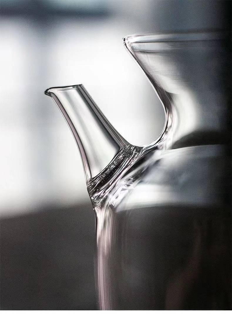 350ml Minimalist Borosilicate Glass Teapot – Custom Logo Option, Heat-Resistant For Stovetop & Induction Lightweight Nordic Style_voghion.com