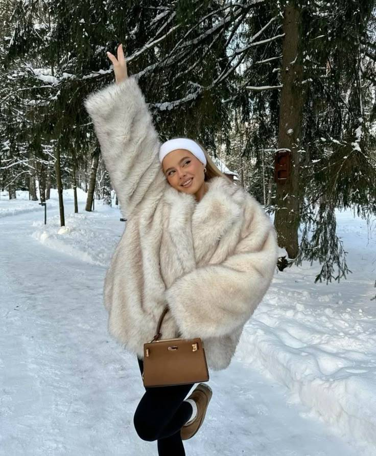 Luxury Faux Fur Coat For Women, Winter Warm Longline Open Front Jacket, Soft Fluffy Cozy Oversized Cardigan, Elegant Streetwear Style (White/Coffe)_voghion.com