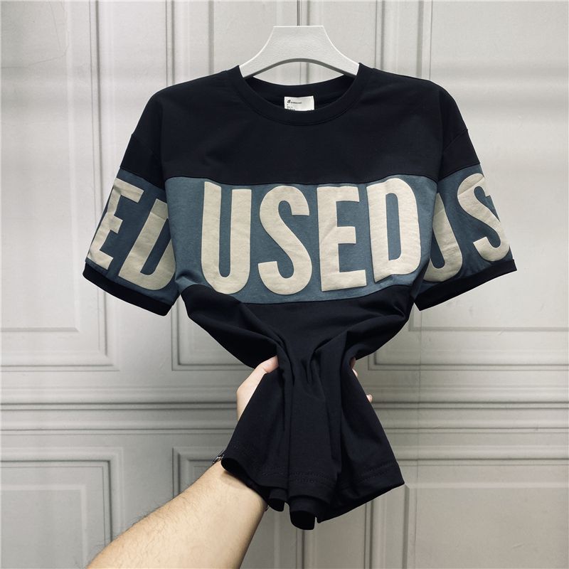 Pantaloncini estivi di fascia alta per abbigliamento maschile, tendenza delle nuove magliette casual larghe a mezza manica di marca alla moda dell'estate 2022_voghion.com