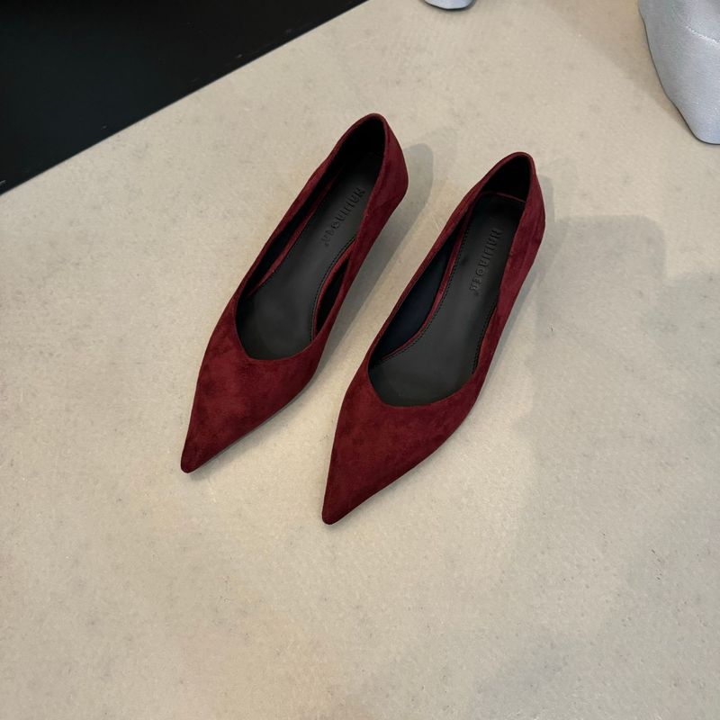 2025 Autumn And Winter New Mid Heeled Women's With Fashionable Temperament, Suede, Shallow Mouth, Pointed Toe, Thin_voghion.com