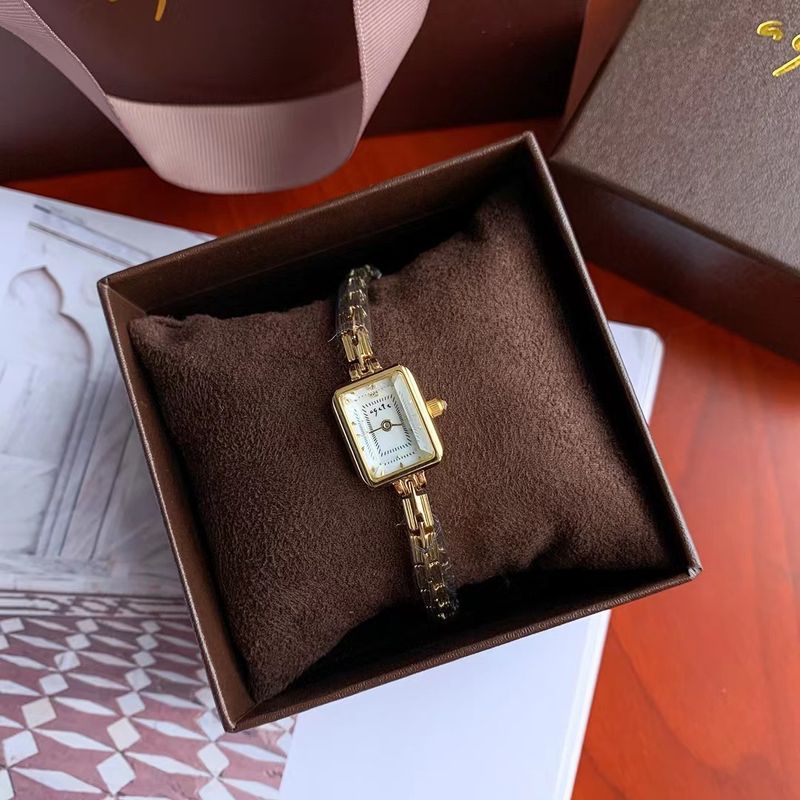 Agete Square Wheat Ear Japanese Style Akadou Women's Watch Quartz Wristwatch For Girlfriend Small Wacth_voghion.com
