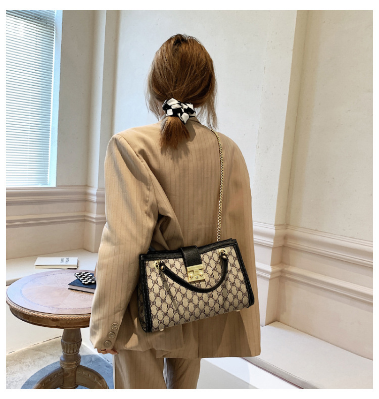 High-quality Bags For Women 2023 New Fashion Live Broadcast Large-capacity Tote Bag Printed Chain Portable Shoulder Bag For Women_voghion.com