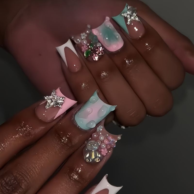 Bellezza e salute, dolce, fresco, glitterato, strass, texture a forma di cuore, indossabile, unghie finte medie a becco d'anatra_voghion.com