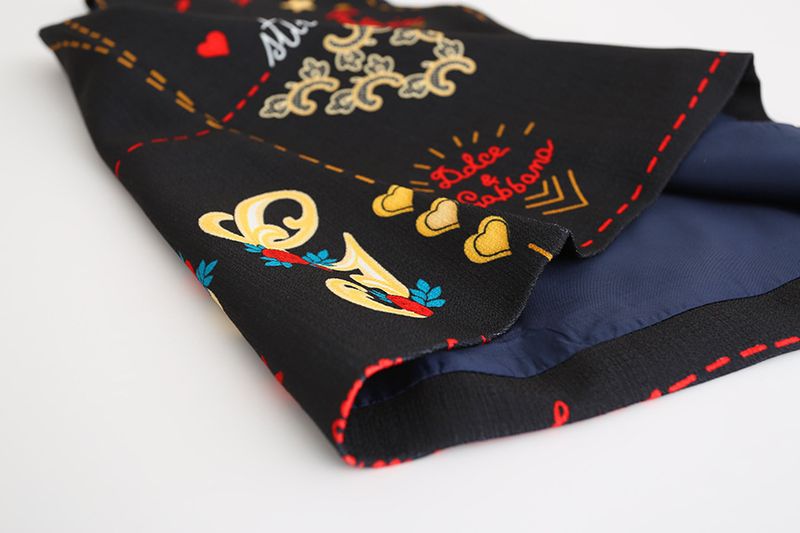 Flickkläder Barnklänning, Flickornas kärleksklänning, Ärmlös västklänning, Barnkläder_voghion.com